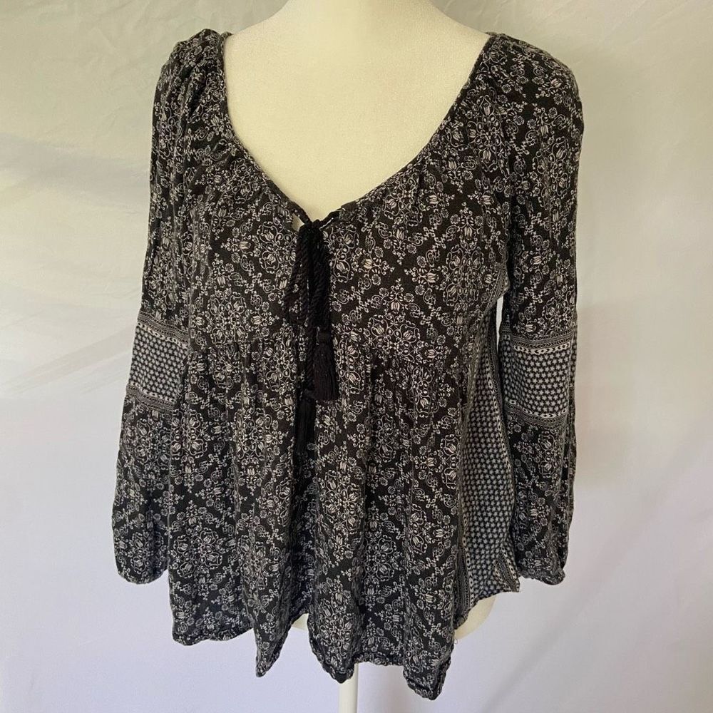 American Eagle Women's S Small Floral Paisley Print Blouse
